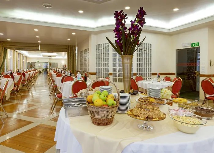 Hotel Cinquentenario & Conference Center