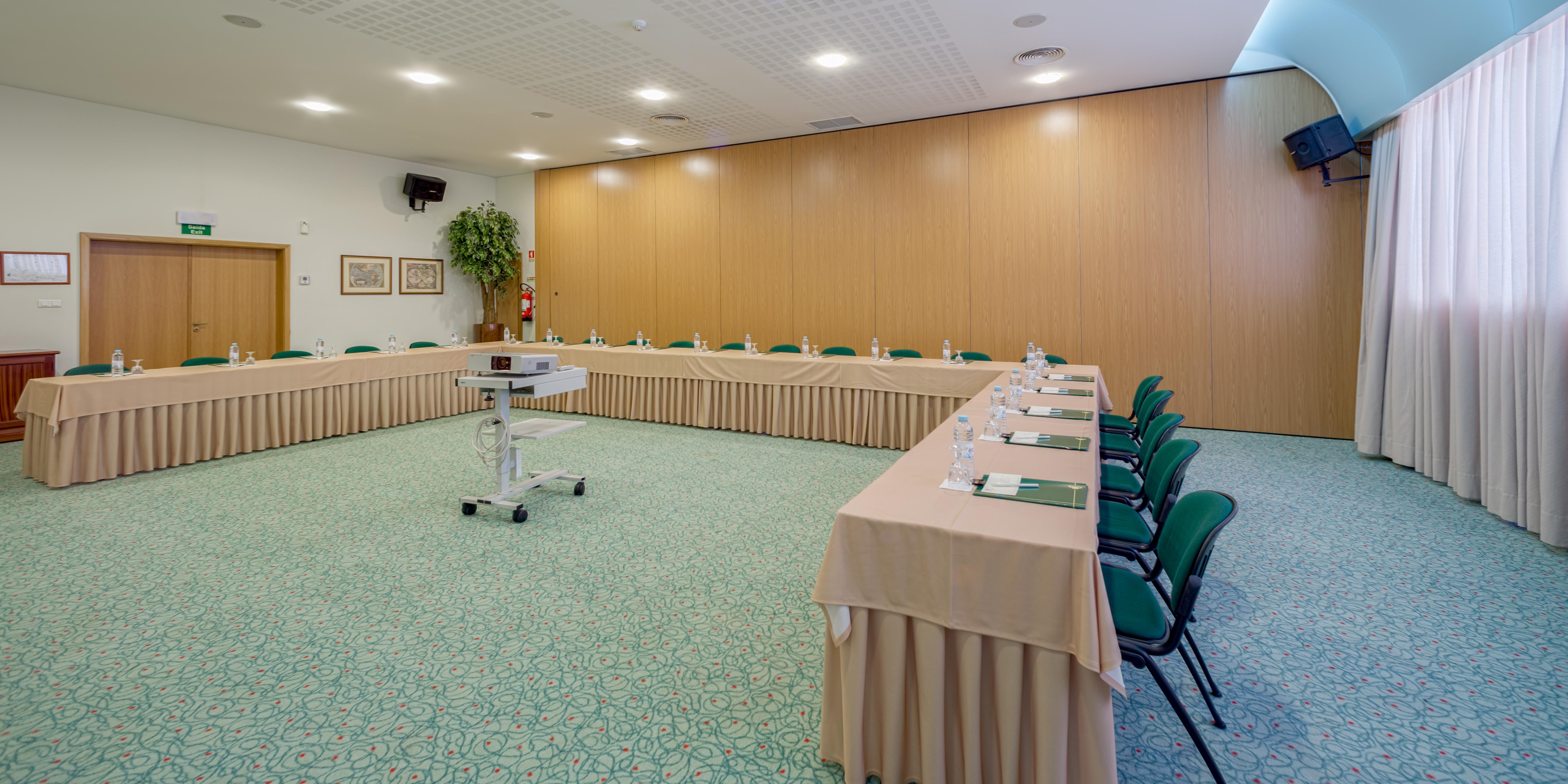 Hotel Cinquentenario&conference Center 4*